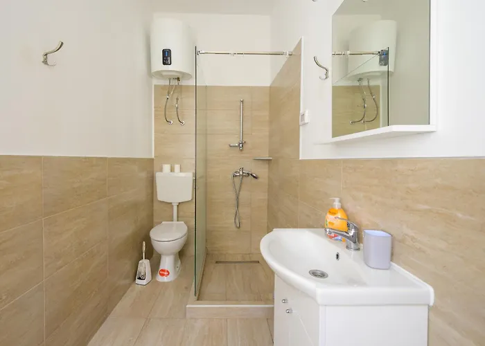 Tiho & Nena Lejlighed