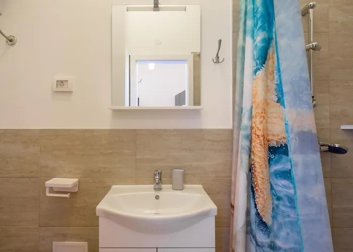 Tiho & Nena Lejlighed *