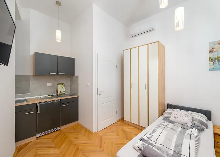 Tiho & Nena Lejlighed Pula